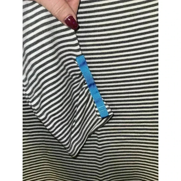 Lands End The outfitters Gray Striped Size XSmall Long Sleeve blue tab Tshirt - Picture 2 of 4